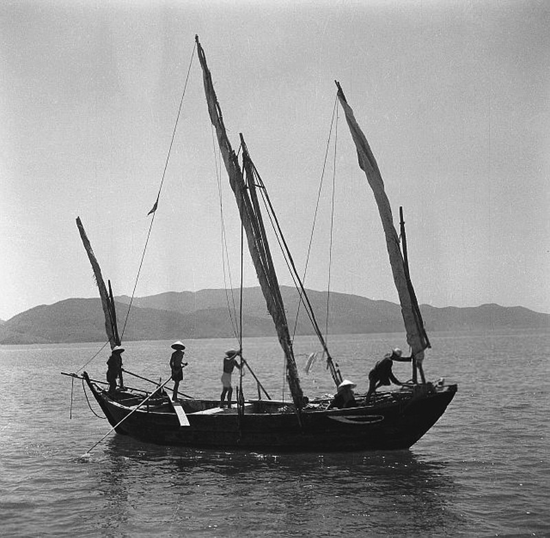 Ngam Nha Trang nam 1947 qua ong kinh Michel Huet-Hinh-2