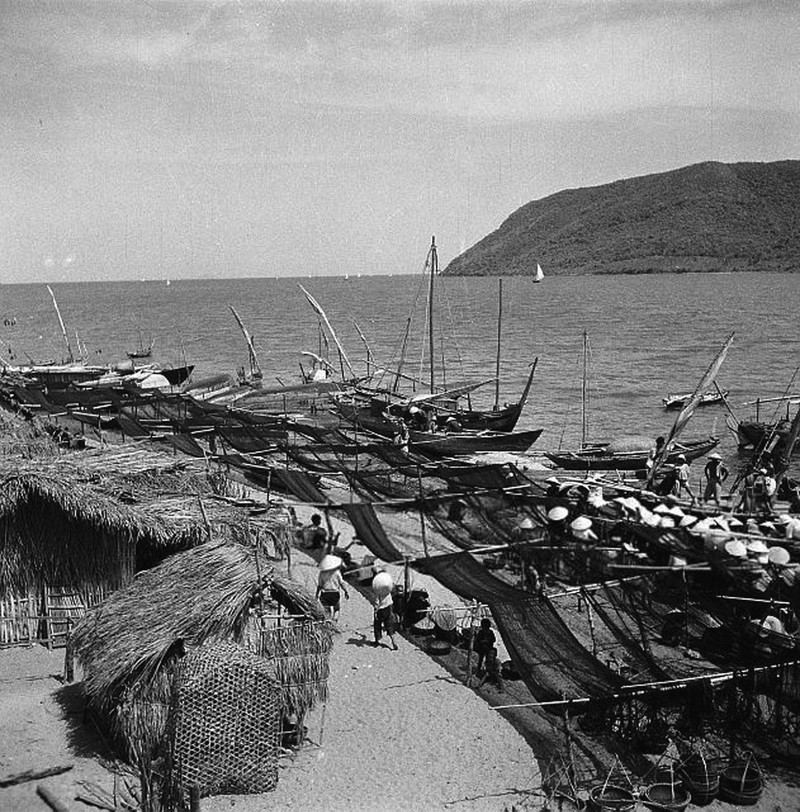 Ngam Nha Trang nam 1947 qua ong kinh Michel Huet-Hinh-3