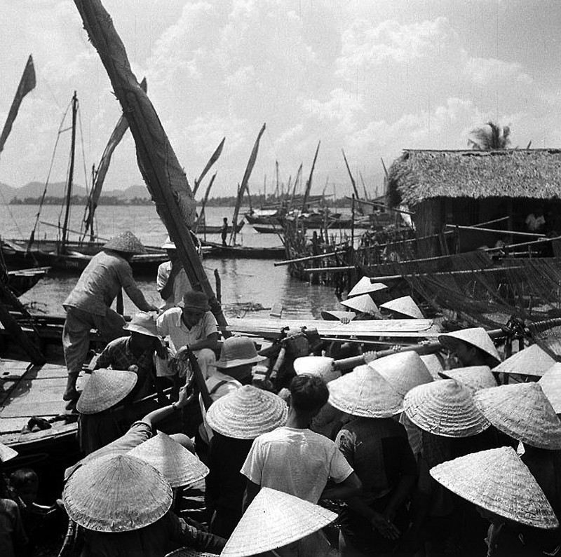 Ngam Nha Trang nam 1947 qua ong kinh Michel Huet-Hinh-6