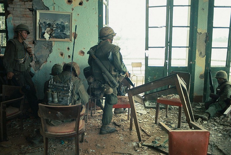 Chien tranh Viet Nam 1968 cuc khoc liet qua anh Dana Stone-Hinh-4