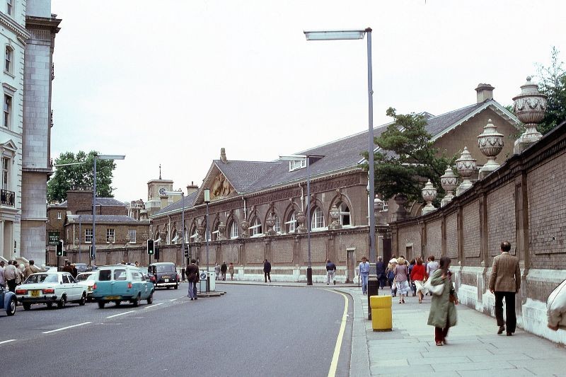 Loat anh day bat ngo ve duong pho London thap nien 1980 (1)-Hinh-3