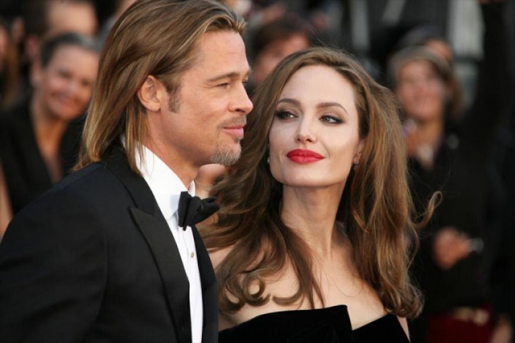Angelina Jolie va Brad Pitt se co cuoc gap lich su vao thang 12 toi