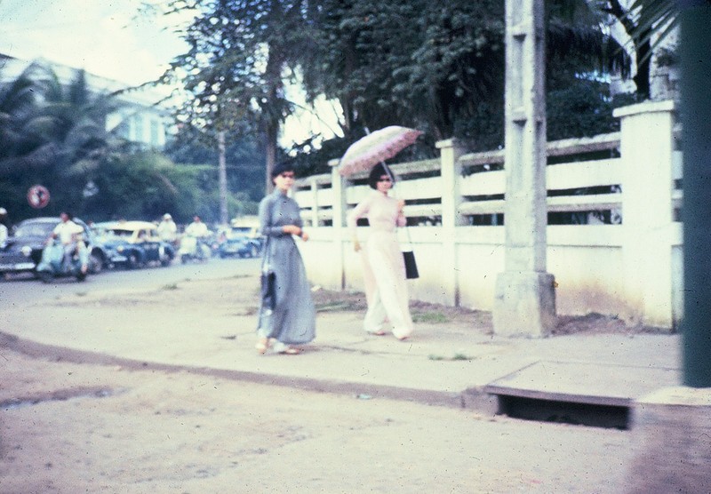 Anh cuc hot ve phu nu Sai Gon nam 1965 - 1966-Hinh-6