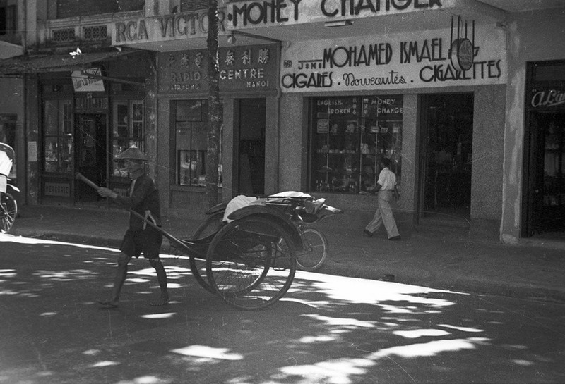 Loat anh doc ve xe keo tay o Ha Noi nam 1940-Hinh-8