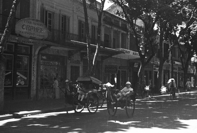 Loat anh bat ngo ve pho Hang Khay Ha Noi nam 1940-Hinh-5