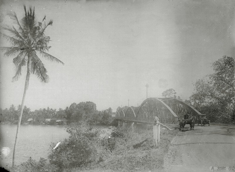 Anh khong dung hang ve Bien Hoa thap nien 1920