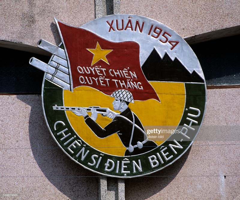 Dien Bien Phu nam 1994 qua ong kinh phong vien quoc te-Hinh-6