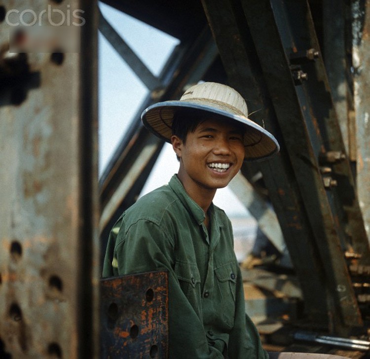 Hinh anh khong the quen ve nu cuoi Viet Nam nam 1973