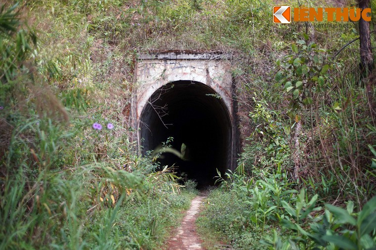 Ben trong duong ham khong lo day ma mi o Da Lat-Hinh-2