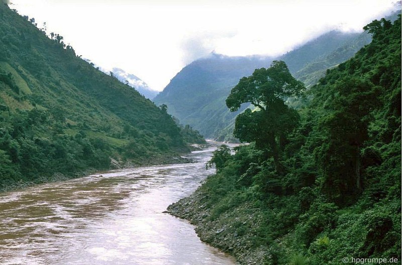 Lang ngam khung canh ky vi o Tay Bac nam 1992-Hinh-10