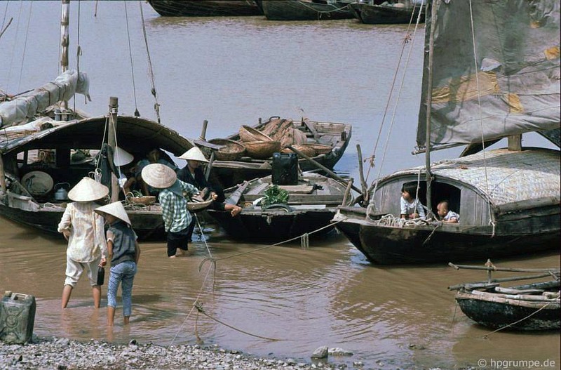 Kham pha thien duong bien Bai Chay dau thap nien 1990-Hinh-8