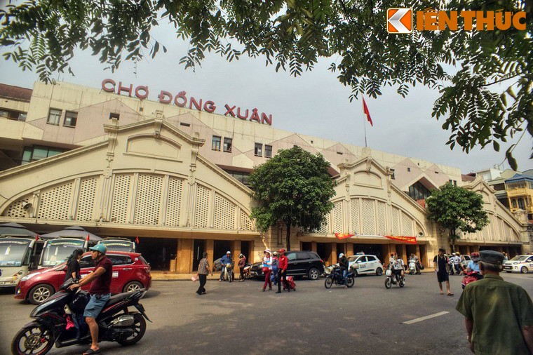 Bi mat chua tiet lo cua cho Dong Xuan tru danh Ha Noi-Hinh-2