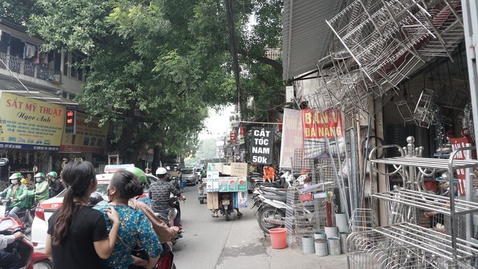 Via he Ha Noi lai bi 