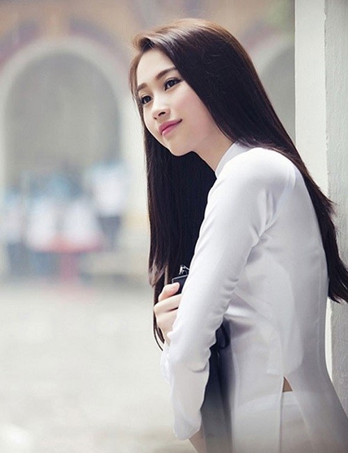 Hoa hậu Việt Nam không dễ từ bỏ mái tóc dài