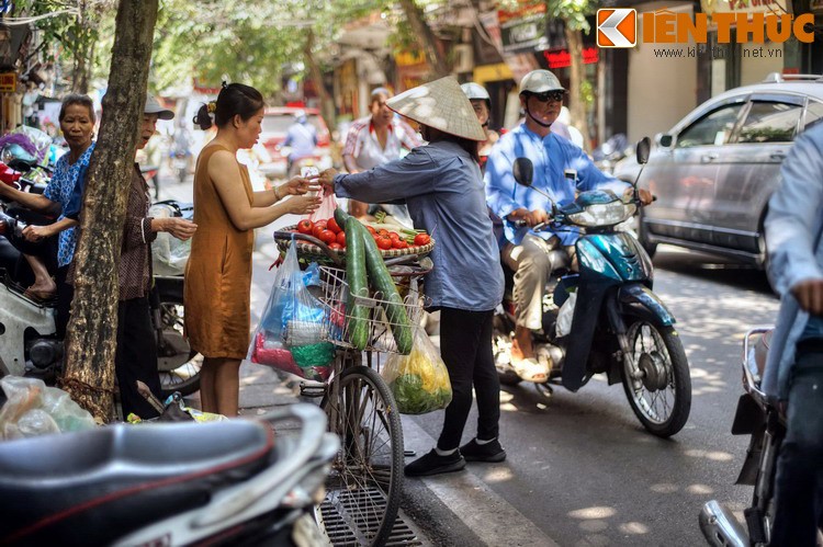 Dieu dac biet cua pho nghe sang chanh nhat Ha Noi xua-Hinh-19