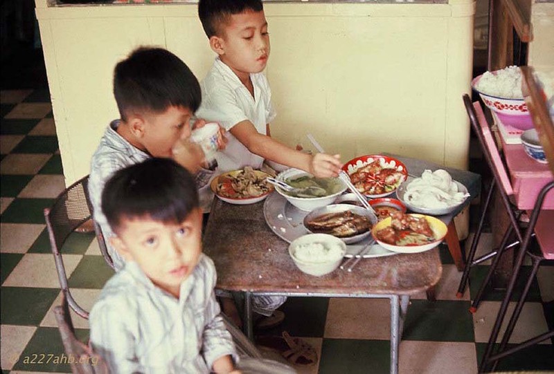 Hinh doc ve tre em Viet  Nam nam 1967 cua linh My-Hinh-6