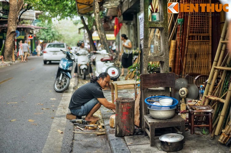 Canh tuong choang ngop o con pho doc nhat vo nhi Ha Noi-Hinh-23