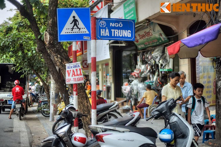 Bi mat lich su cua pho Ha Trung noi tieng Ha Noi-Hinh-7