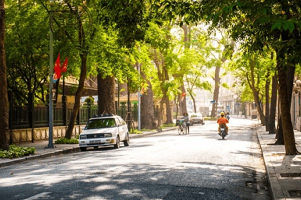 Du bao thoi tiet 9/1: Giua mua dong Ha Noi nang tung bung 28 do