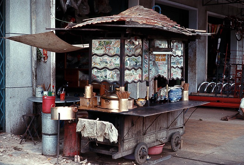 Anh de doi ve cac quan hu tieu o Sai Gon xua-Hinh-8