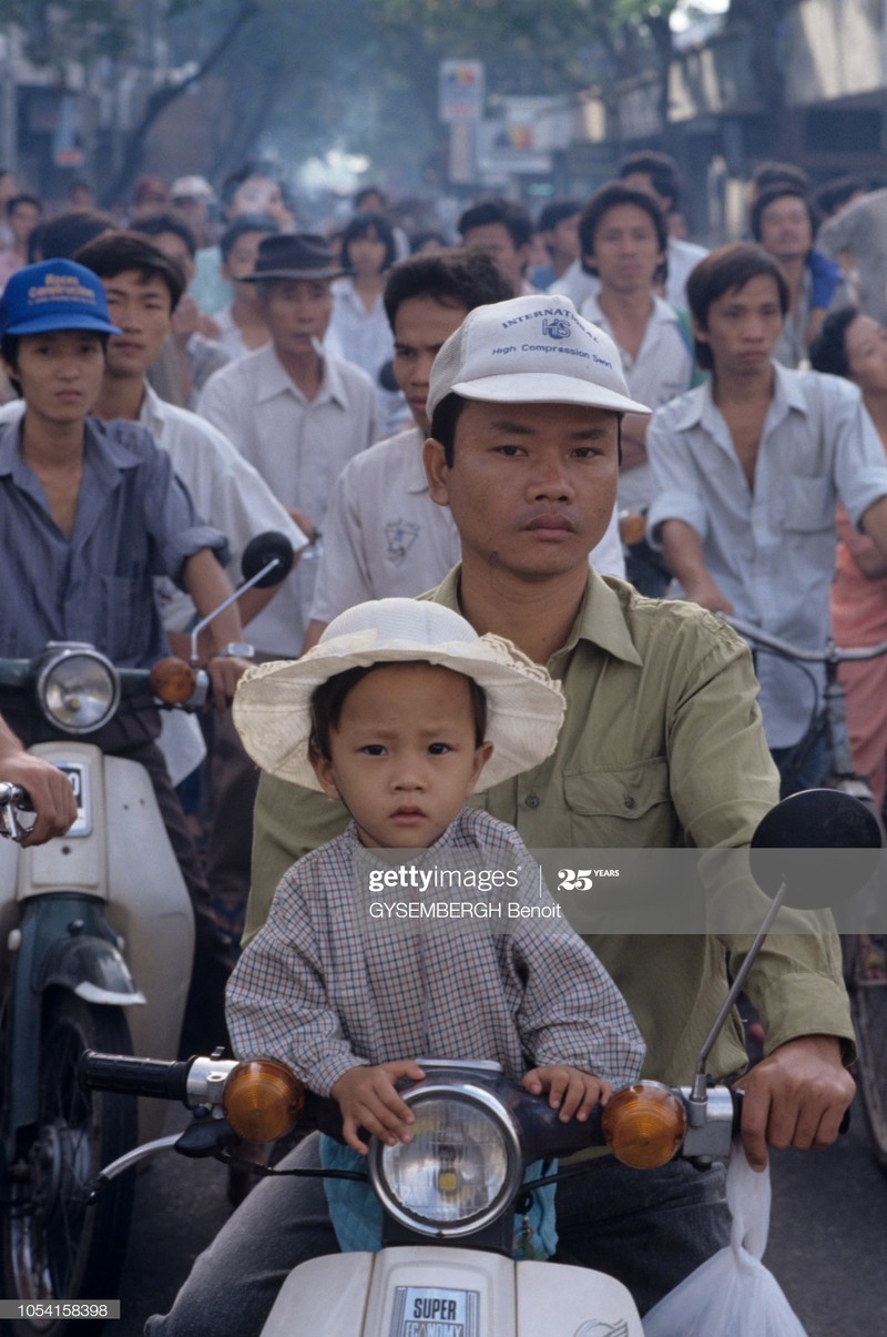 Viet Nam dau thap nien 1990 qua ong kinh Gysembergh Benoit-Hinh-7