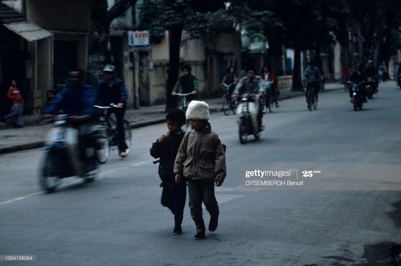 Viet Nam dau thap nien 1990 qua ong kinh Gysembergh Benoit-Hinh-9