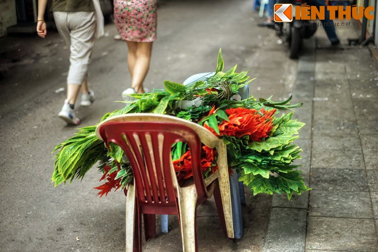 Bi mat bat ngo cua pho chai lo nuc tieng Ha Noi mot thoi-Hinh-10