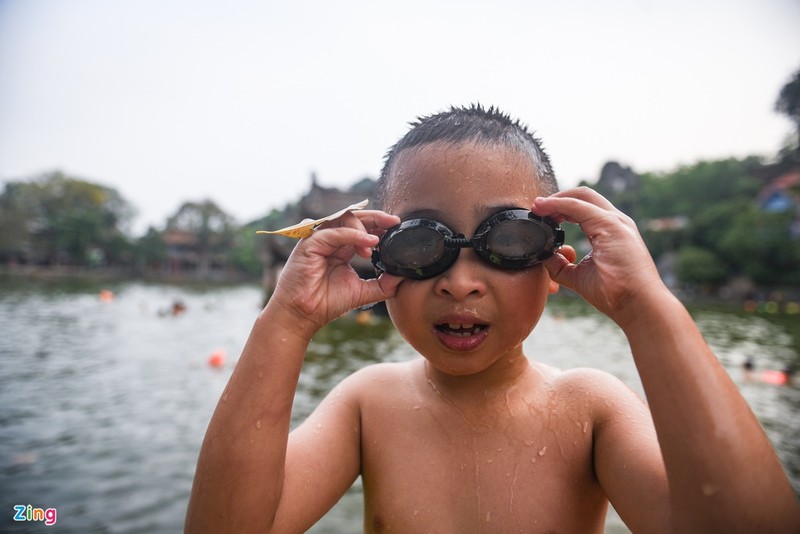 Nguoi Ha Noi do ra ao ho tam giai nhiet-Hinh-6