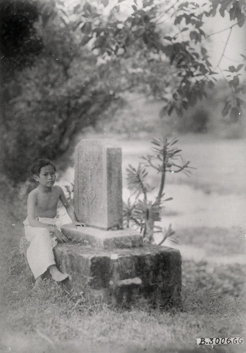 Anh de doi ve den Voi Phuc o Ha Noi nam 1926-Hinh-2