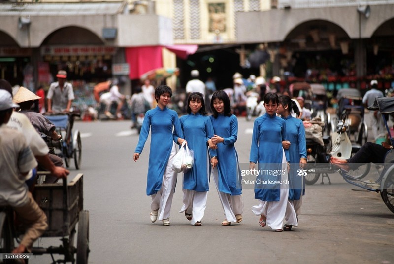 Loat anh day hoai niem ve Sai Gon nam 1995-Hinh-5