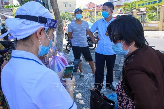 Nhieu benh nhan xuat vien sau khi go phong toa Benh vien C Da Nang-Hinh-7