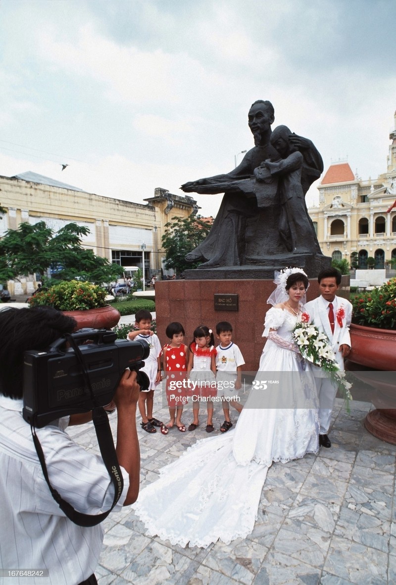 Loat anh day hoai niem ve Sai Gon nam 1995-Hinh-4