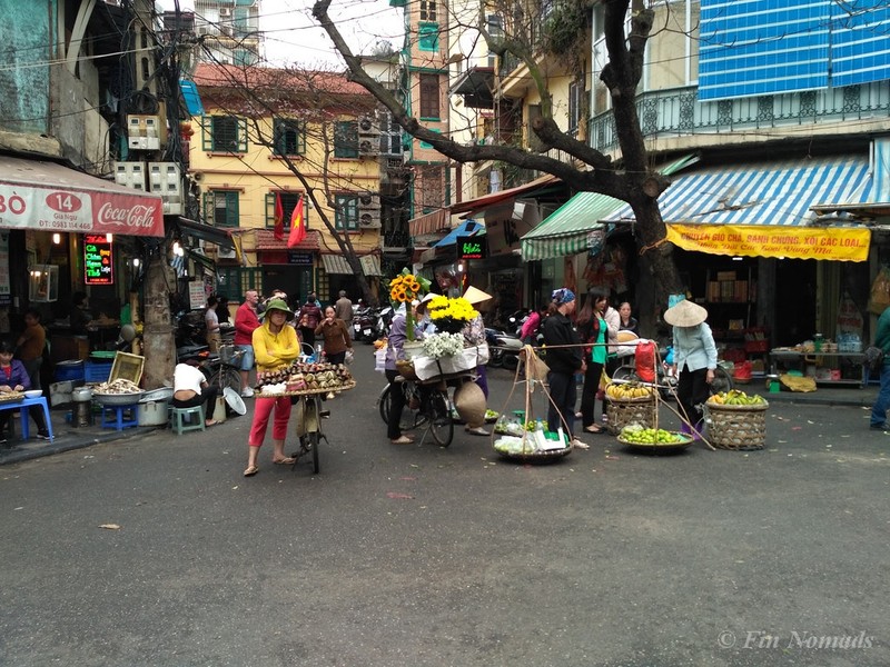 Cho coc Ha Noi hap dan la thuong qua ong kinh Tay-Hinh-9