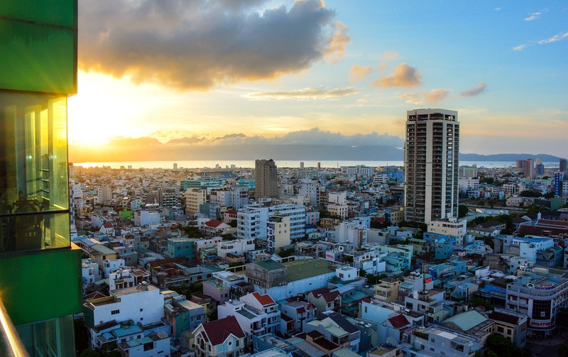 Da Nang tuyet dep qua goc chup tren cao cua pho nhay chau Au-Hinh-9