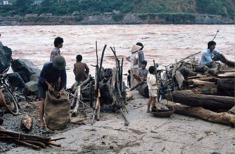 Nghe ky la o thuy dien Hoa Binh nam 1991-Hinh-6