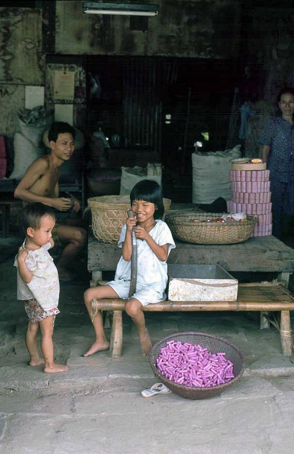 Nhin lai thoi hung thinh cua lang nghe phao noi tieng Da Nang-Hinh-2