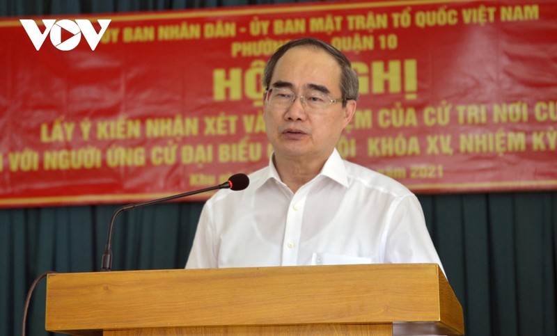 Cu tri dong y gioi thieu ong Nguyen Thien Nhan ung cu DBQH khoa XV