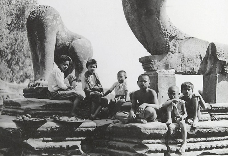 Loat anh cuc hiem ve Angkor Wat mot the ky truoc.-Hinh-8