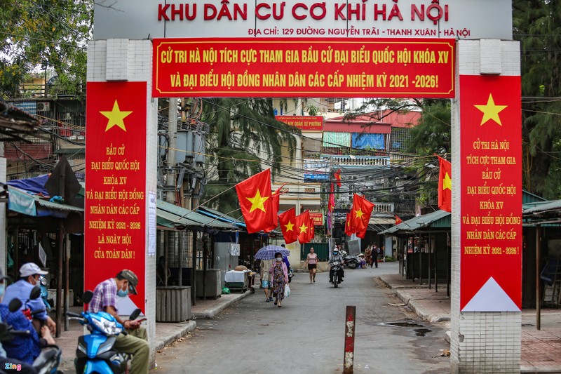 Ha Noi ruc ro truoc ngay bau cu-Hinh-5