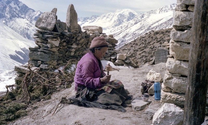 Xu so Nepal dau thap nien 1980 qua ong kinh nguoi phuong Tay-Hinh-11