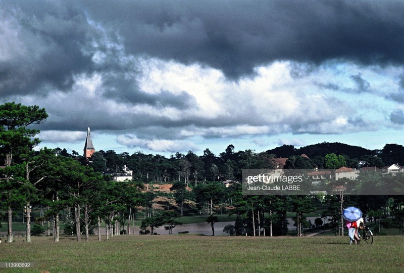 Ngam loat anh sieu hiem sieu doc ve Da Lat nam 1994