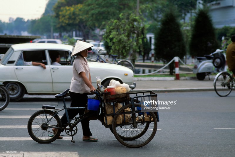 Loat anh day hoai niem ve Ha Noi, Sai Gon nam 1992-Hinh-7