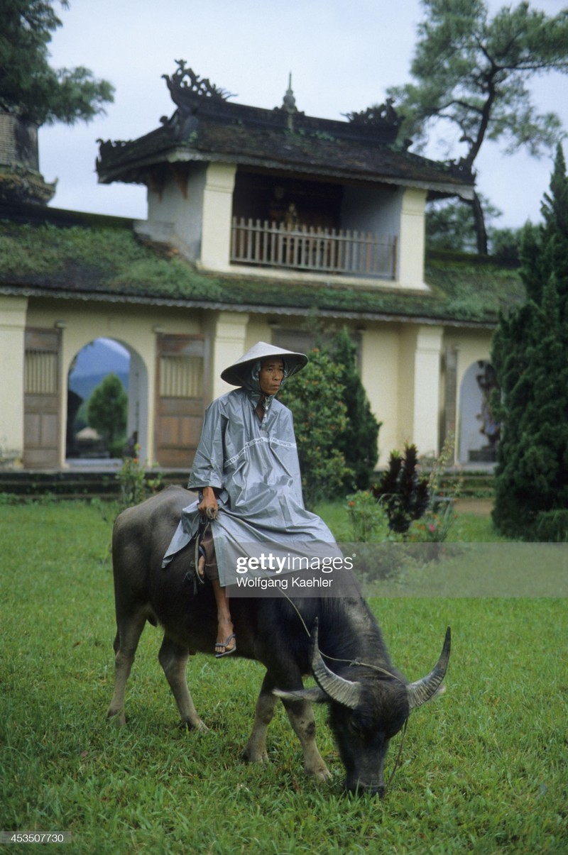 Anh dep moc mac ve Hue, Da Nang nam 1992 qua ong kinh Tay-Hinh-6