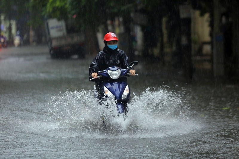 Mua xoi xa o Ha Noi, nhieu tuyen pho ngap ung-Hinh-8