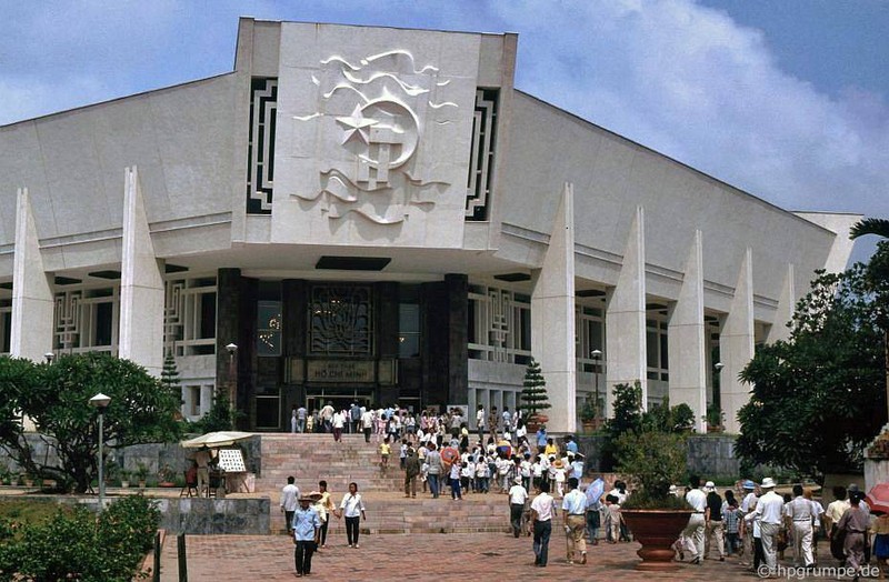 Boi hoi ngam Quang truong Ba Dinh nam 1991 qua anh nguoi Duc-Hinh-3