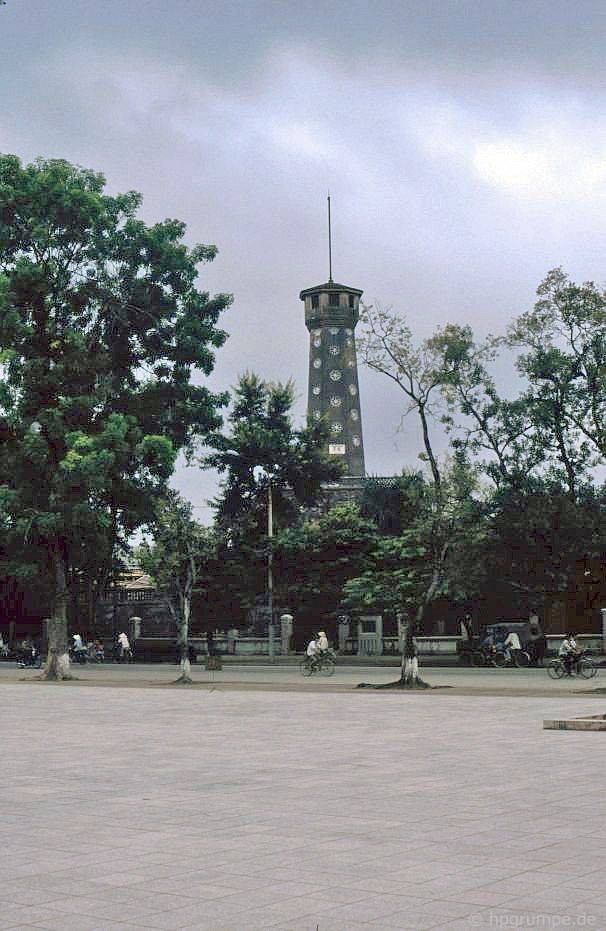 Boi hoi ngam Quang truong Ba Dinh nam 1991 qua anh nguoi Duc-Hinh-8