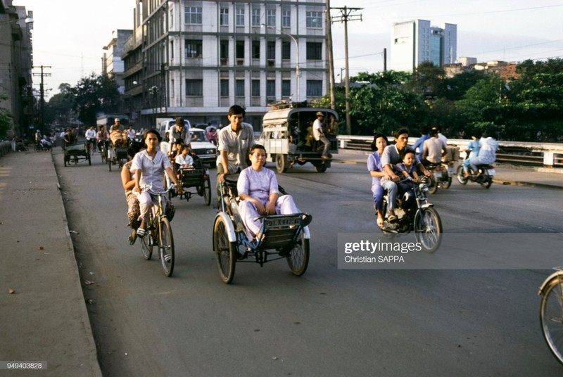 Viet Nam dau thap nien 1990 qua anh cua Christian Sappa (1)-Hinh-10