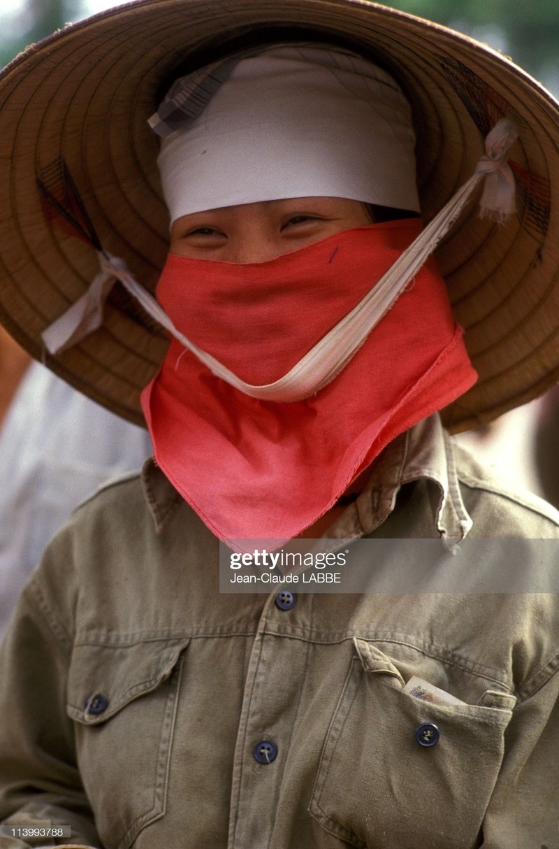 Anh chan dung “chat nhu nuoc cat” cua nguoi Ha Noi nam 1994-Hinh-8