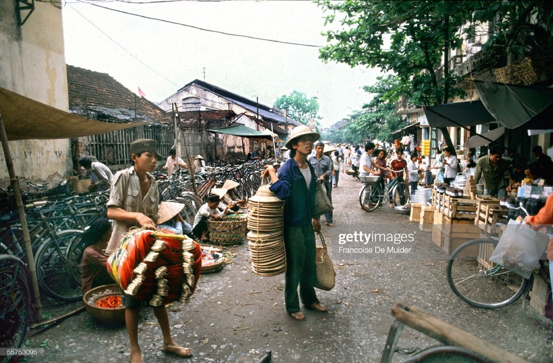 Loat anh cuc thu vi ve giao thong o Ha Noi nam 1989-Hinh-6