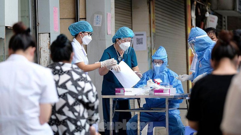 Dien bien dich o Ha Noi van phuc tap